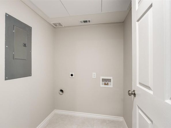 5325  Bent Tree Forest Drive  2205, Dallas Texas 75248