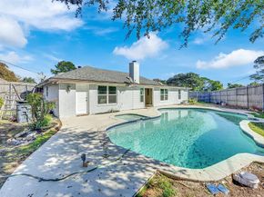 3919  San Miguel Court , Arlington Texas 76016