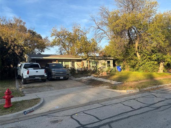 2605  Greenhurst Drive , Farmers Branch Texas 75234