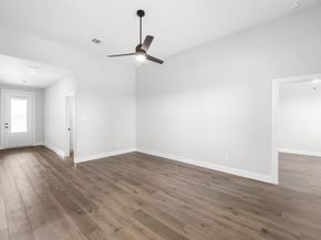 340  Live Oak Lane , Hutchins Texas 75141