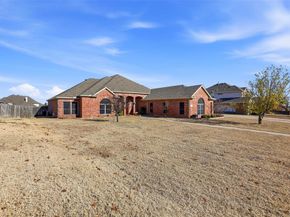 1524  Desert Hills Drive , Fort Worth Texas 76052