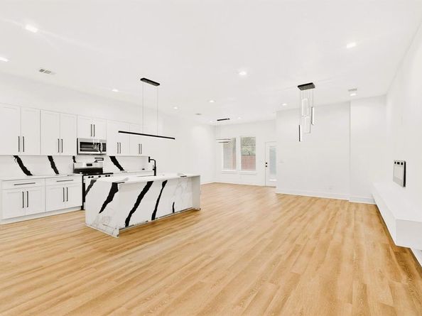 1218  Grant Street , Dallas Texas 75203