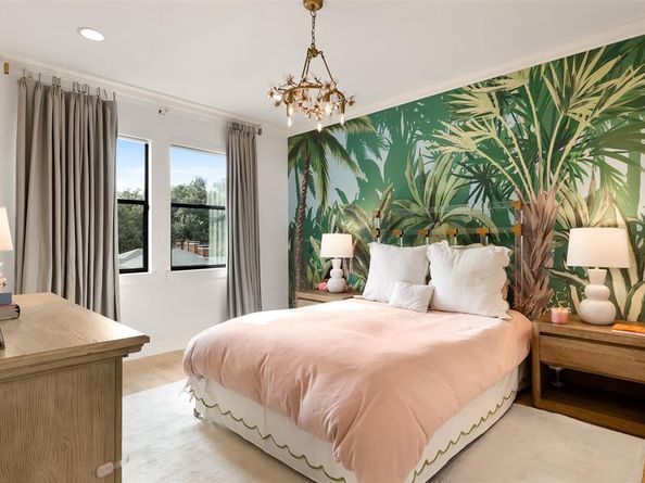 5446  Druid Lane , Dallas Texas 75209