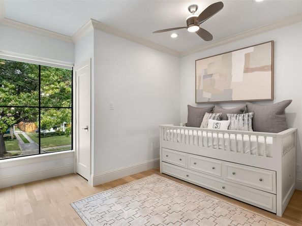 5446  Druid Lane , Dallas Texas 75209