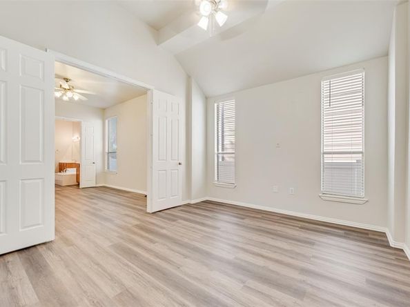 1829  Forsythe Drive , Savannah Texas 76227