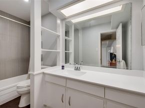 5311  Fleetwood Oaks Avenue  267, Dallas Texas 75235