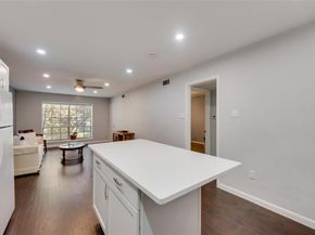 5311  Fleetwood Oaks Avenue  267, Dallas Texas 75235