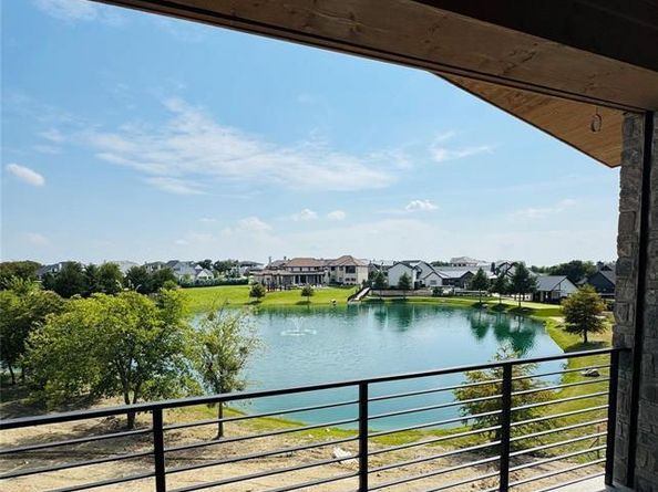 207  Sunset Point Trail , Heath Texas 75032