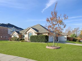 100  Lorient Drive , Mansfield Texas 76063