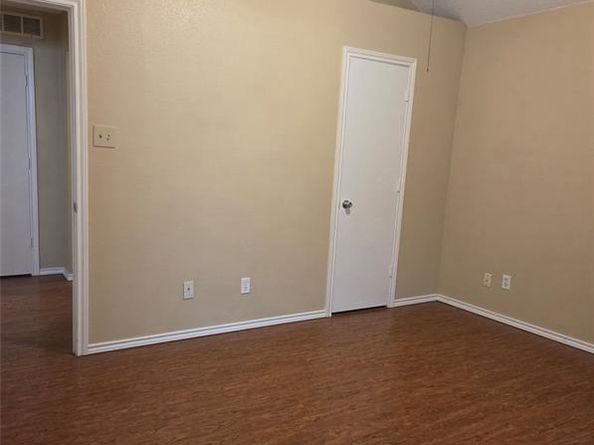 718  Red Oak Drive , Lewisville Texas 75067