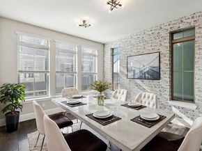 1077  Tea Olive Lane , Dallas Texas 75212