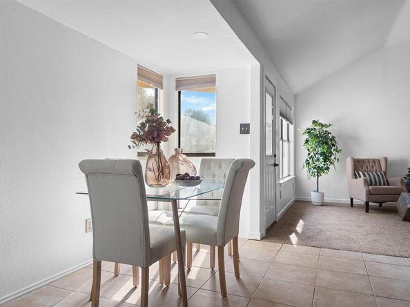 1601  Autumn Breeze Lane , Lewisville Texas 75077