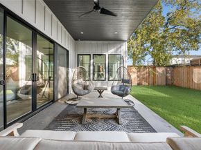 4426  Bonham Street , Dallas Texas 75229