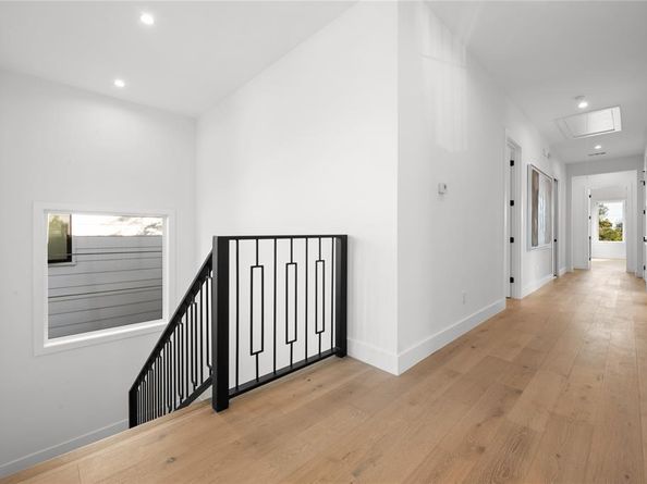 4426  Bonham Street , Dallas Texas 75229