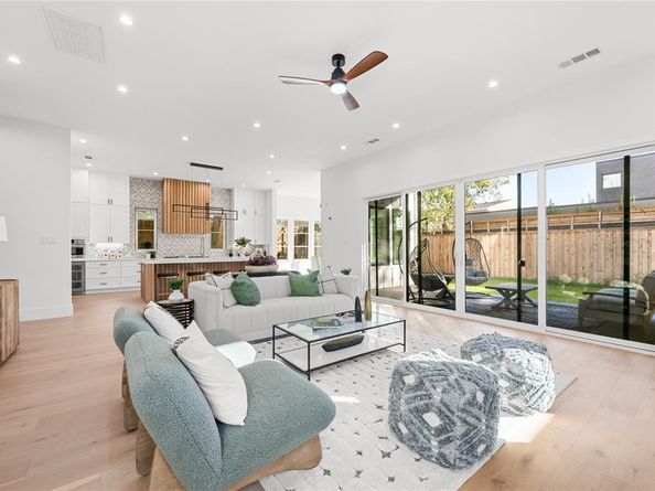 4426  Bonham Street , Dallas Texas 75229