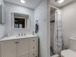 4020  Holland Avenue  213, Dallas Texas 75219