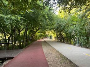 4020  Holland Avenue  213, Dallas Texas 75219