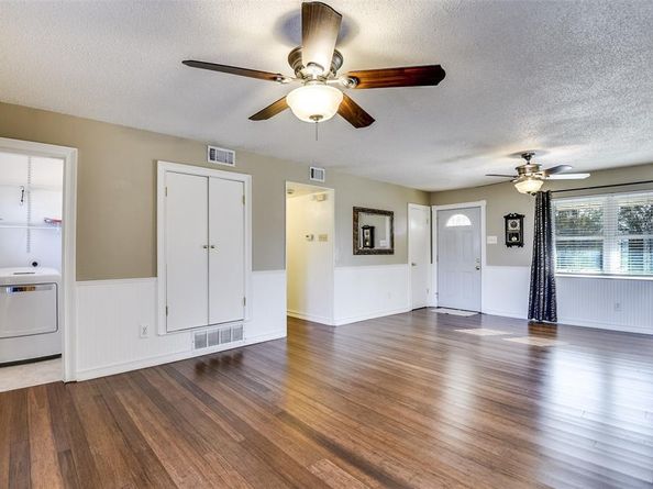 1105  Fairdale Street , Irving Texas 75062