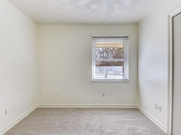 1105  Fairdale Street , Irving Texas 75062