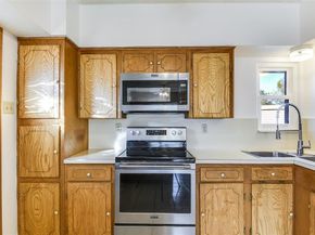 1105  Fairdale Street , Irving Texas 75062