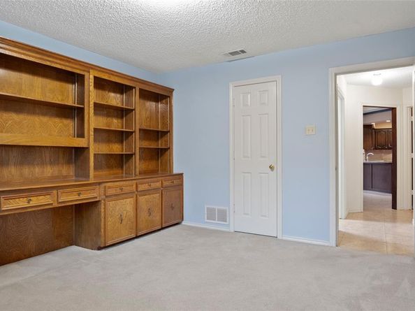 3201  Greenleaf Court , Garland Texas 75044