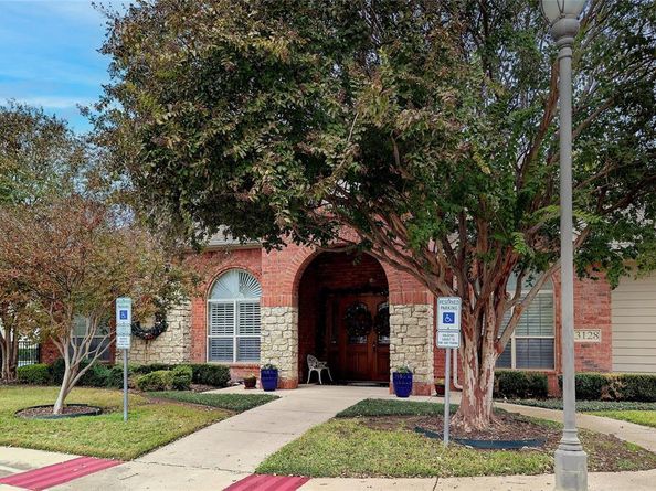 3211  Rosemeade Drive  1313, Fort Worth Texas 76116