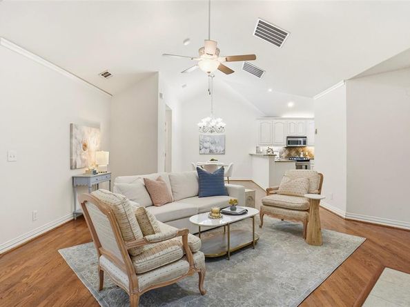 3211  Rosemeade Drive  1313, Fort Worth Texas 76116