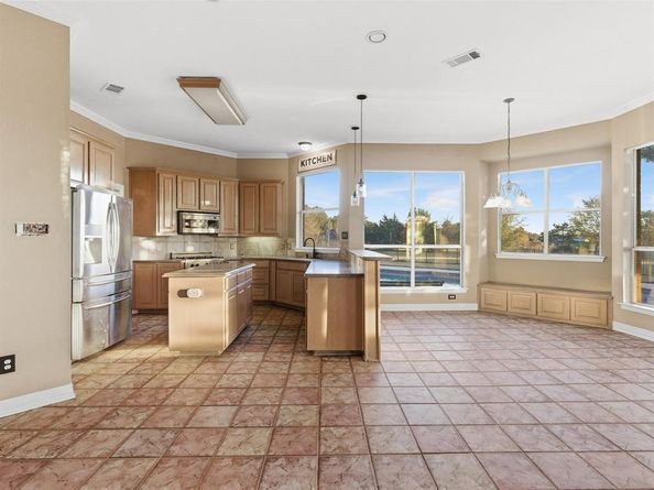 711  Emerald Sound Boulevard , Oak Point Texas 75068