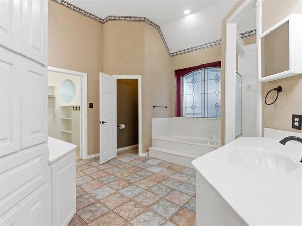 711  Emerald Sound Boulevard , Oak Point Texas 75068