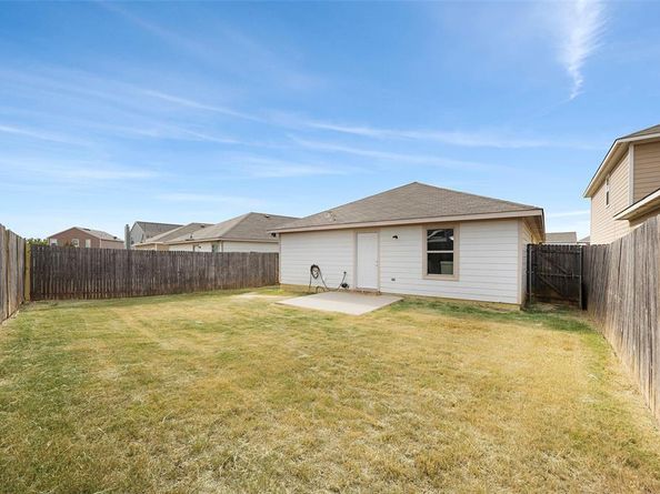 1605  Village Park Trail , Burleson Texas 76028