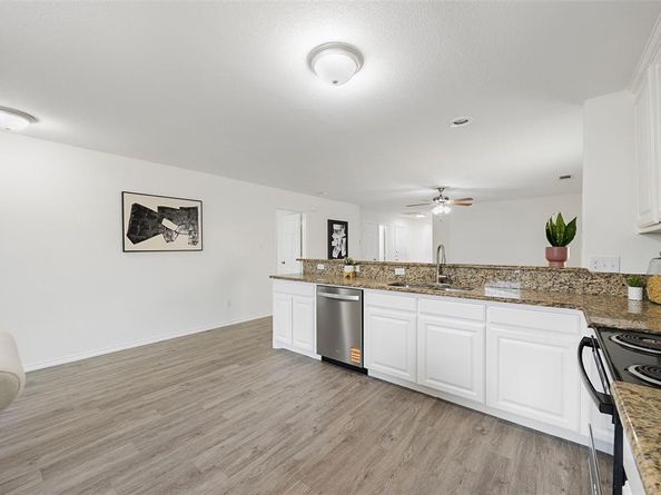 1605  Village Park Trail , Burleson Texas 76028