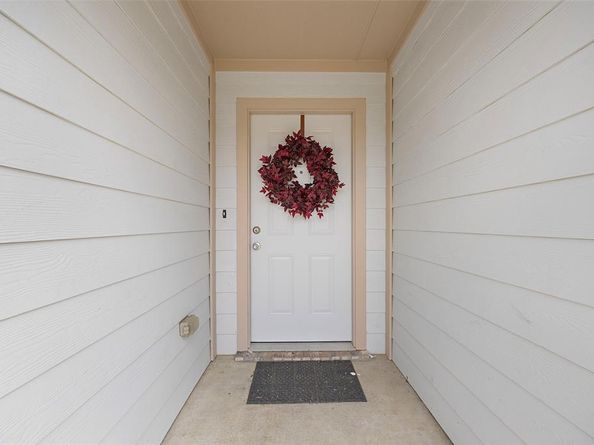 1605  Village Park Trail , Burleson Texas 76028