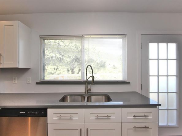 2922  Ashglen Drive , Garland Texas 75043