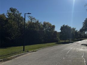 2922  Ashglen Drive , Garland Texas 75043