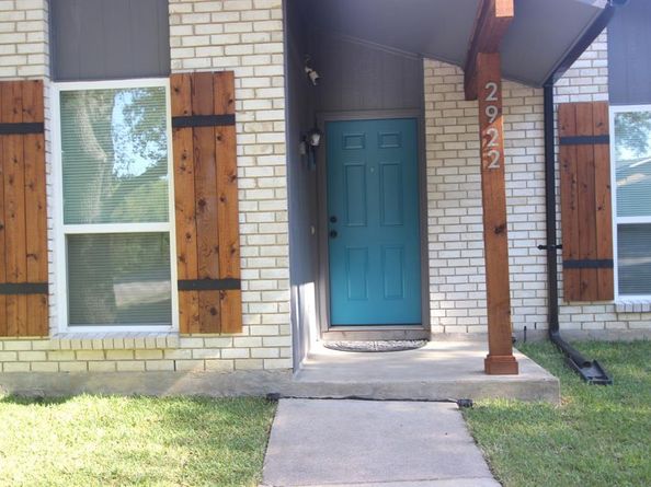 2922  Ashglen Drive , Garland Texas 75043