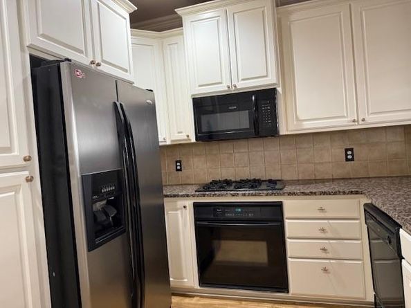 2517  Champagne Drive , Irving Texas 75038