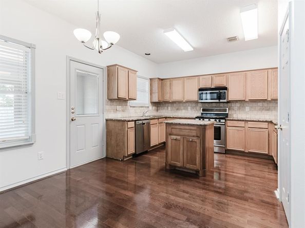 1016  Bonanza Drive , Arlington Texas 76001