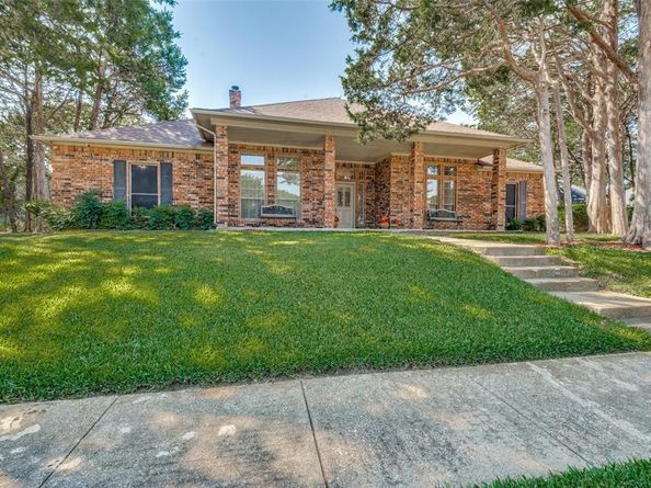 2104  Valley View Drive , Cedar Hill Texas 75104