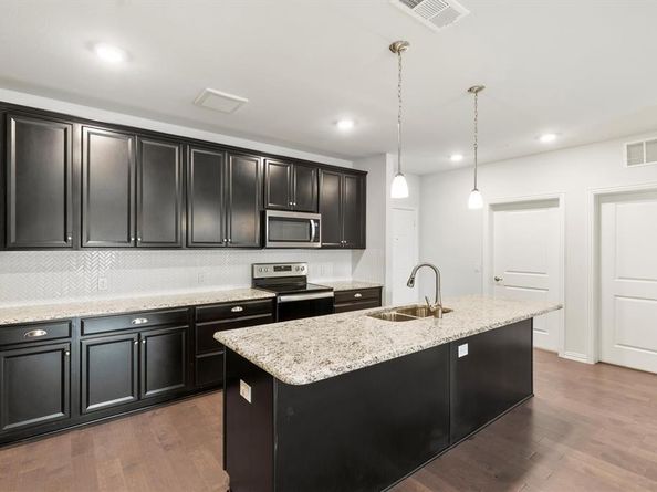 651 N Watters Road  7202, Allen Texas 75013