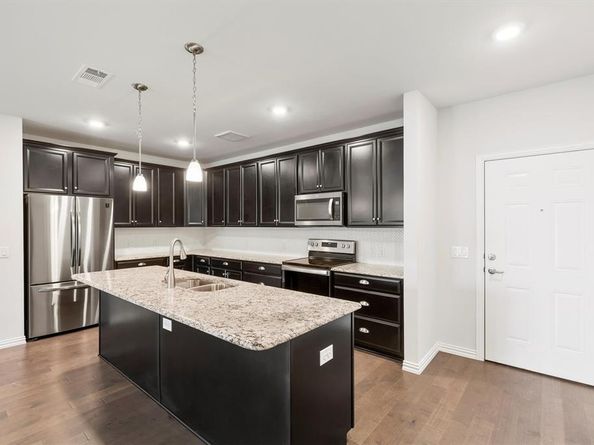 651 N Watters Road  7202, Allen Texas 75013