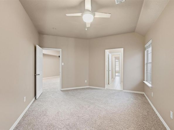 5027  Toftrees Drive , Arlington Texas 76016