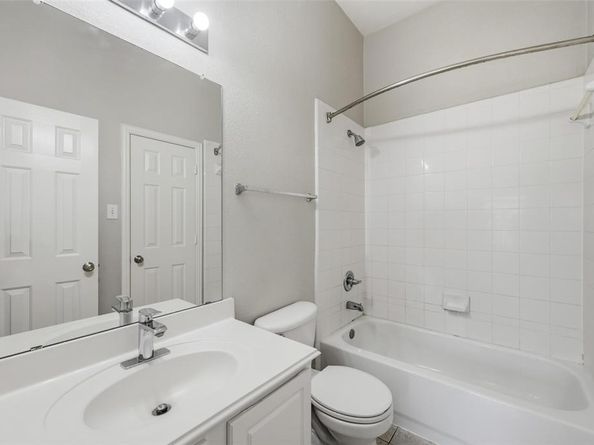 5027  Toftrees Drive , Arlington Texas 76016