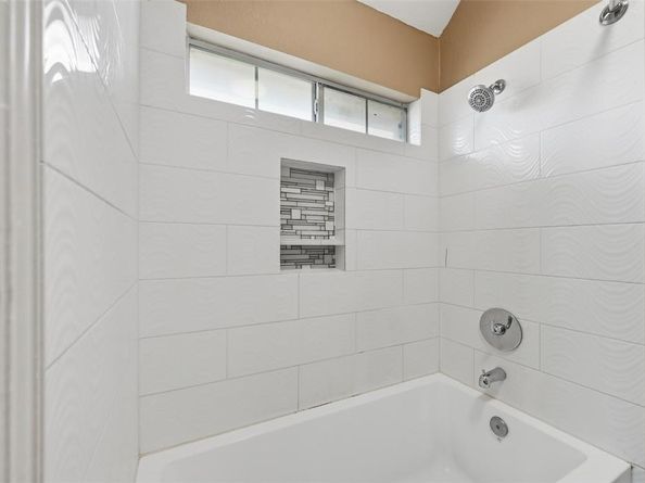 5027  Toftrees Drive , Arlington Texas 76016