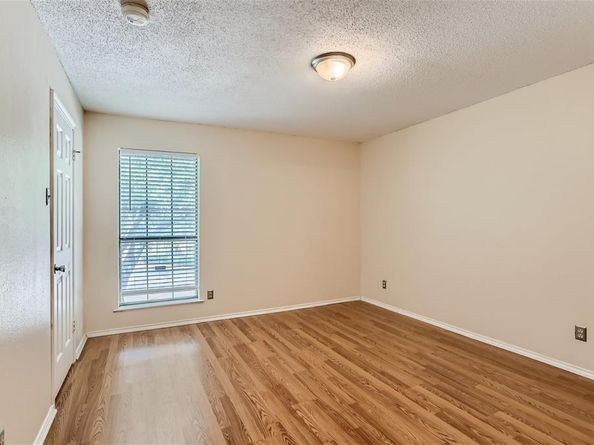 16301  Ledgemont Lane  257, Addison Texas 75001
