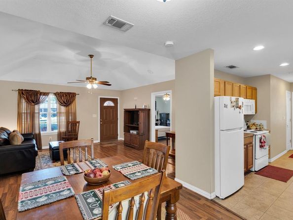 412 W 3rd Street , Kennedale Texas 76060
