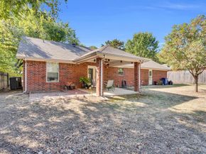 412 W 3rd Street , Kennedale Texas 76060