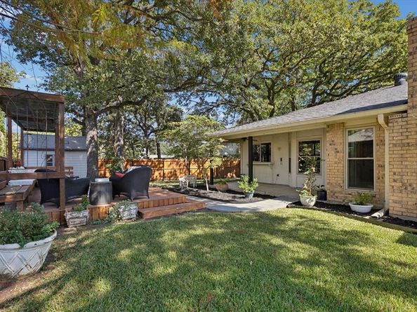 3905  Firethorn Drive , Arlington Texas 76017