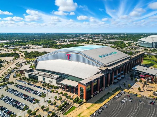 4826  Forest Crest Parkway , Arlington Texas 76005