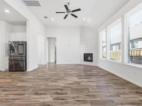 4826  Forest Crest Parkway , Arlington Texas 76005