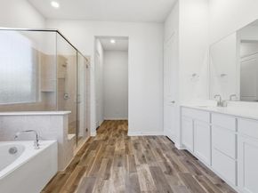 4826  Forest Crest Parkway , Arlington Texas 76005